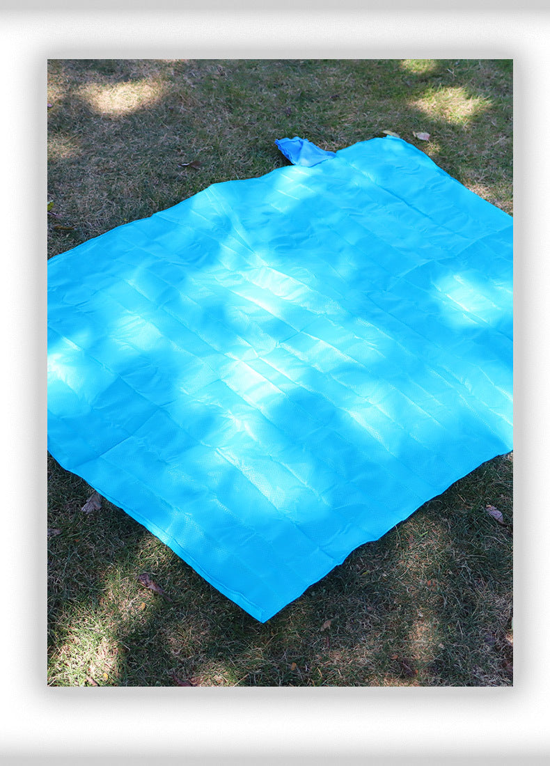Ultra-Compact Waterproof Pocket Picnic Blanket